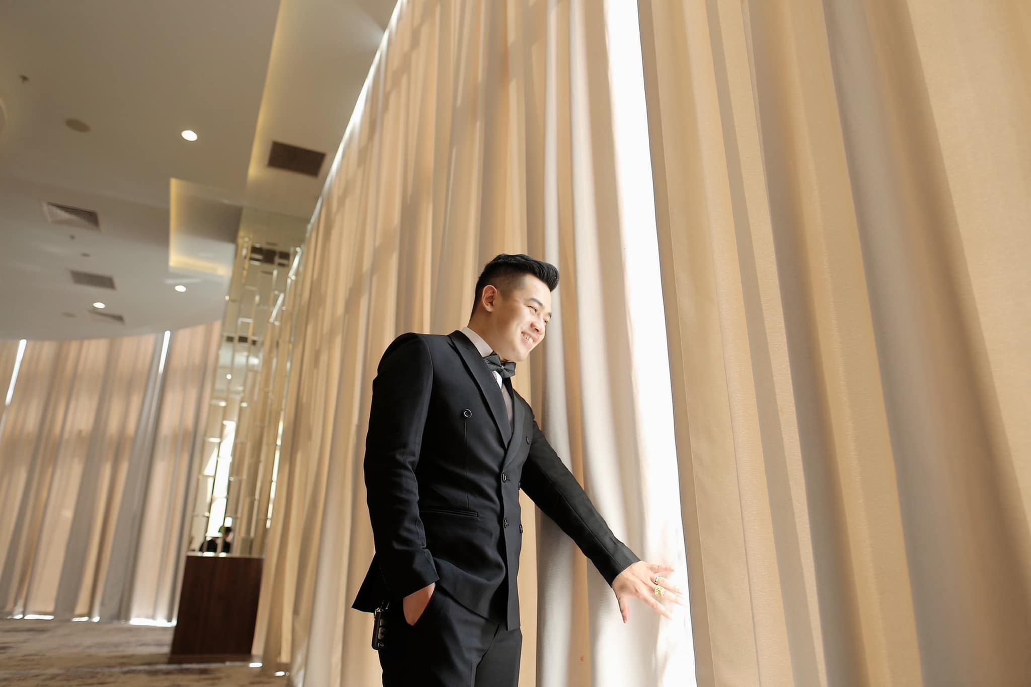 Chọn vest dự tiệc cưới ngoài trời — 3
