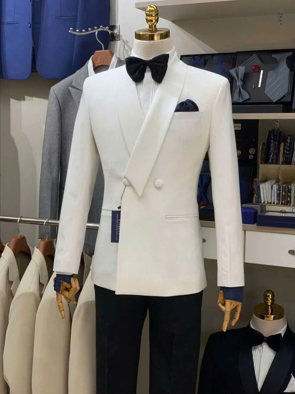 Ba kiểu ve áo vest thường gặp — 6