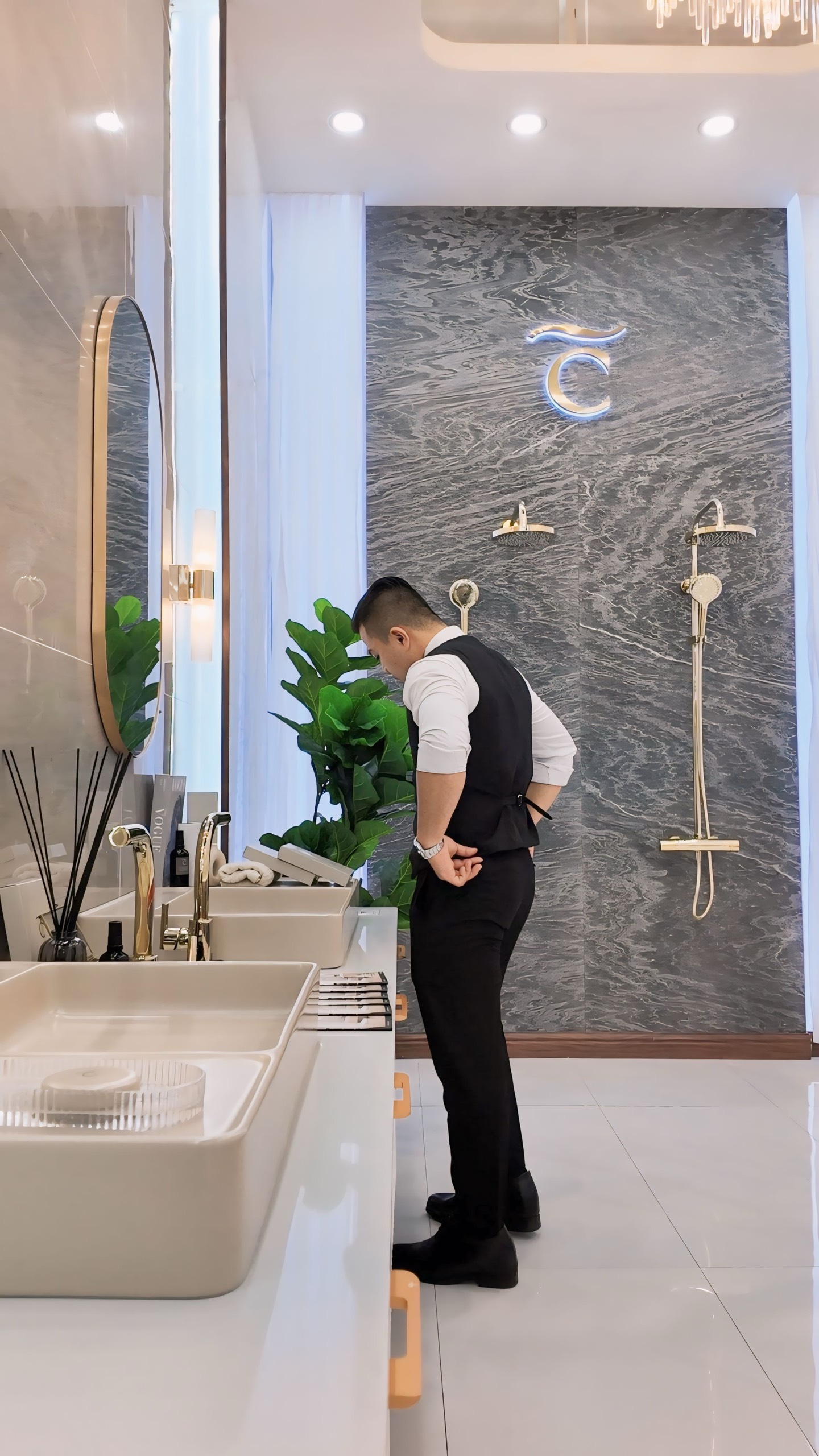 Phối ghile với sơ mi khi không mặc áo ngoài — 8