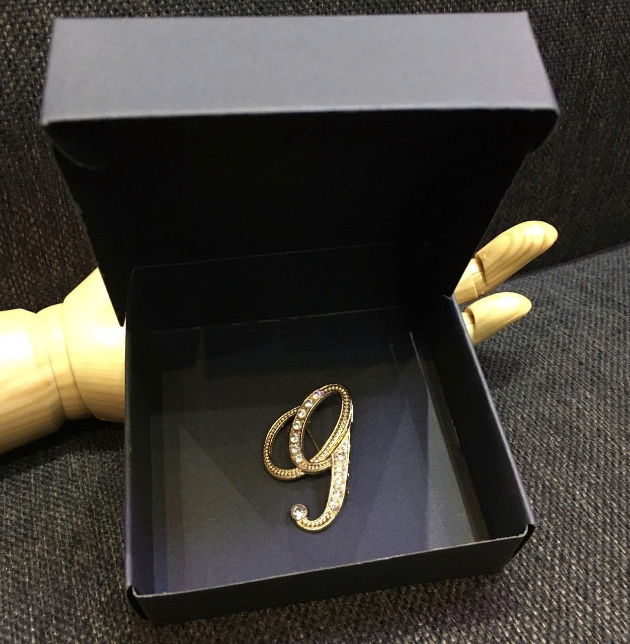 Ghim cài ve áo vest (Lapel Pin) - Kí tự Alphabet — 1