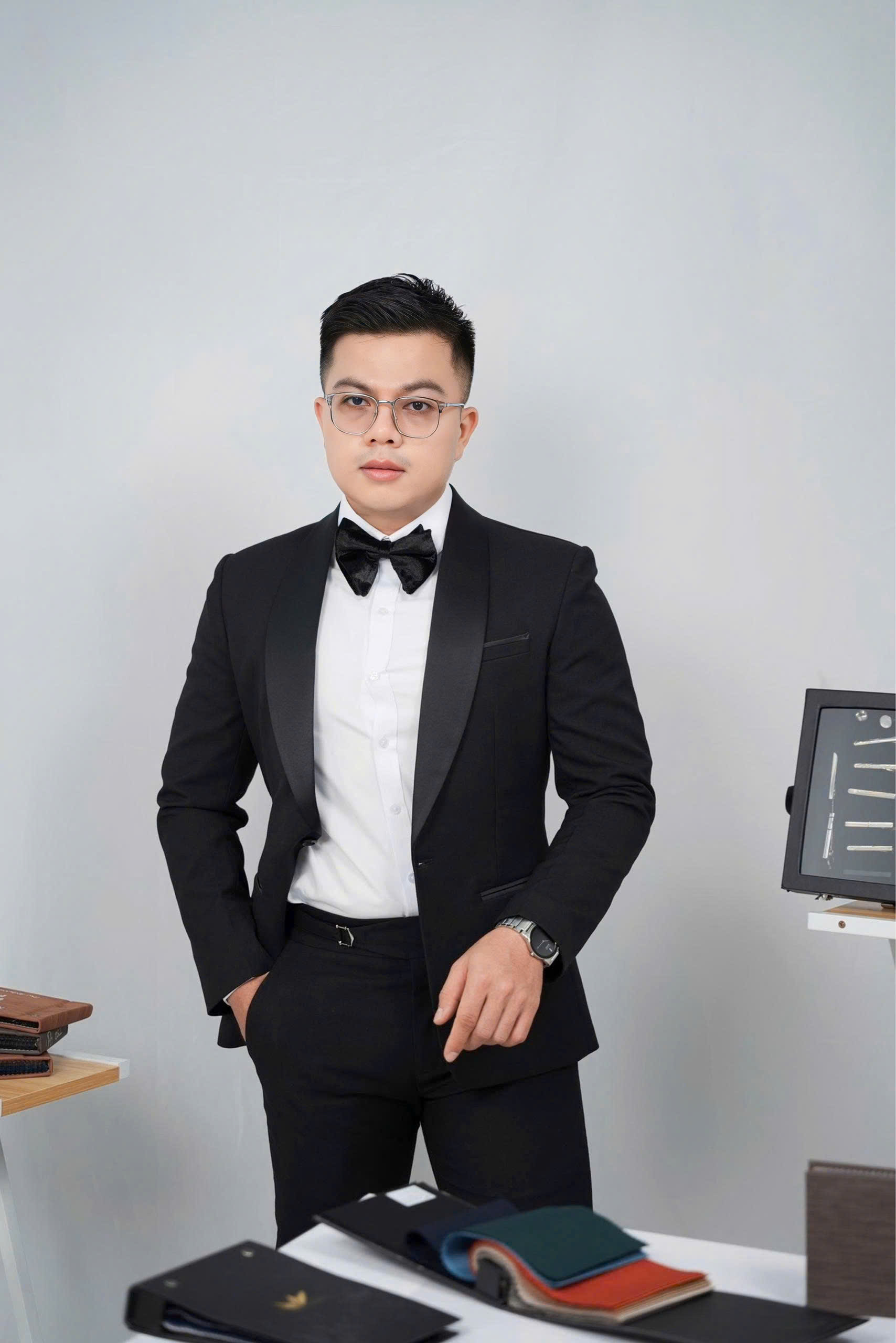 Màu vest theo mùa: chọn từ bối cảnh thật