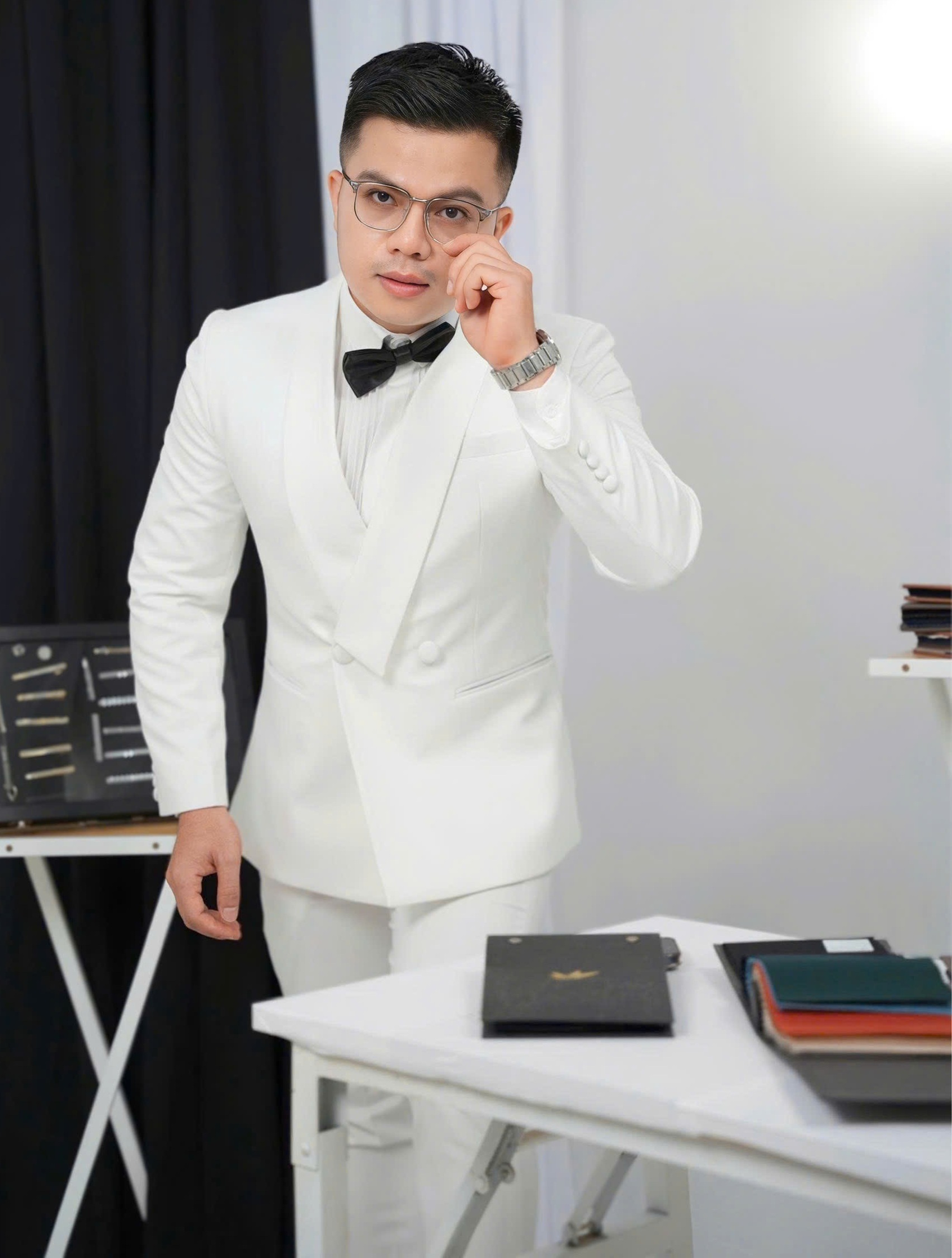 Trắng Medium 2025 Mẫu Thiết Kế Áo Vest + Quần — 3