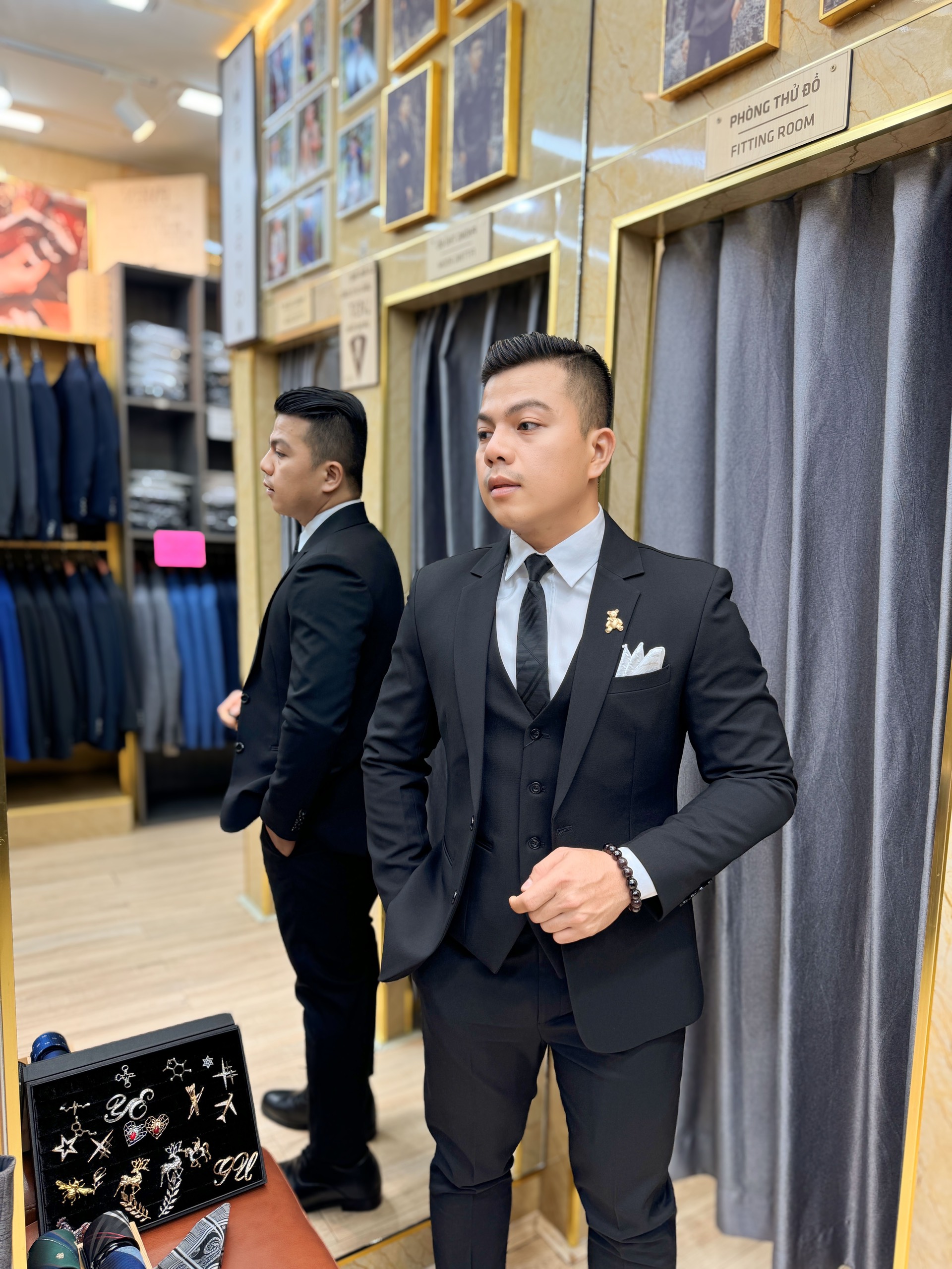 Vest chụp hình ban ngày: màu sắc và cách phối